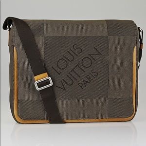 LOUIS VUITTON TERRE BROWN DAMIER GEANT CANVAS MESSENGER BAG